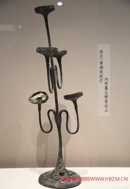 【连枝灯：“神树”造型体现汉代升仙思想】
