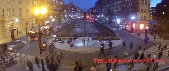 行人走路能发电!国外惊现智能照明系统