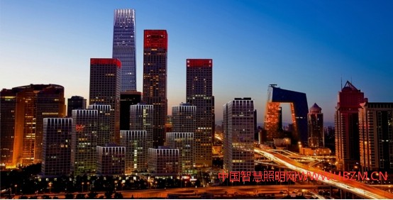 灯光设计师,正是郑见伟