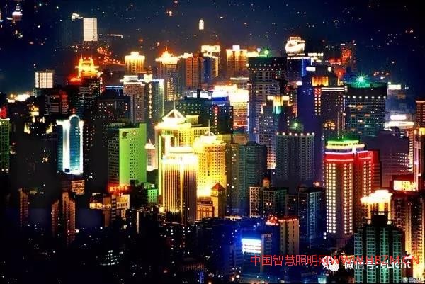 五光十色的夜间建筑形态。