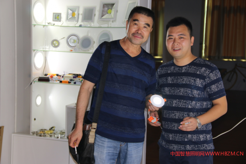 LED专业委员会轮值会长深入瑞麒照明走访调研