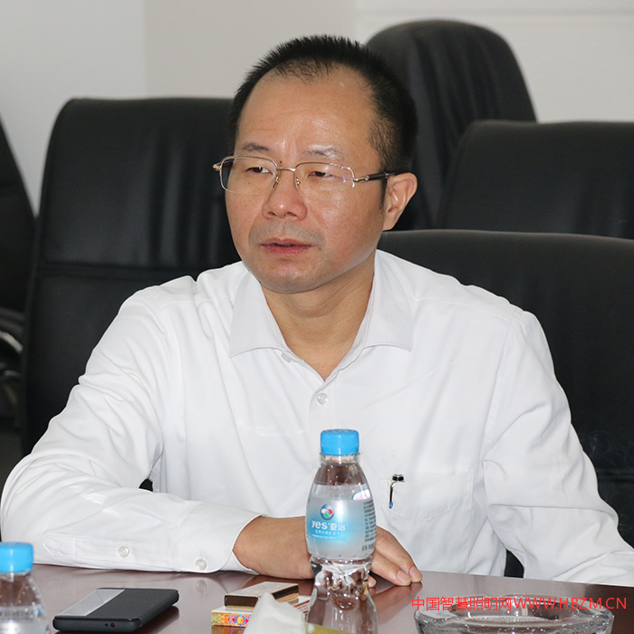 ▲中山市湖南商会LED专业委员会会长彭继辉