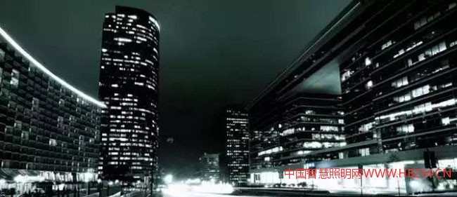 紧随LED之后的OLED