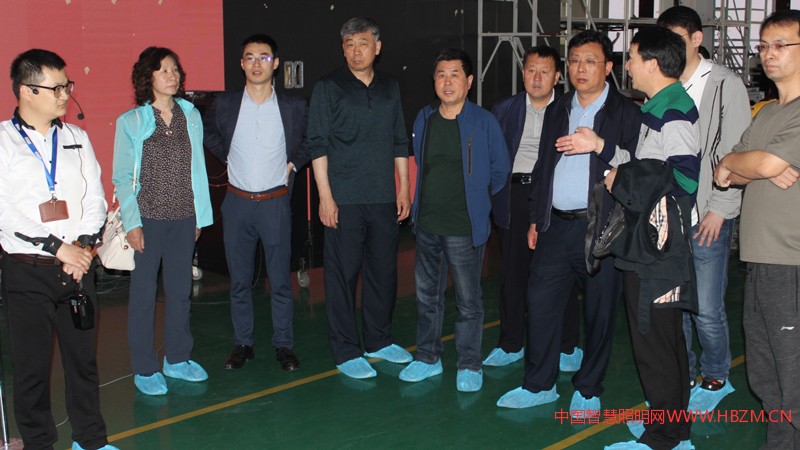 上海三思电子工程有限公司嘉善LED大屏和智慧灯杆生产基地参观考察