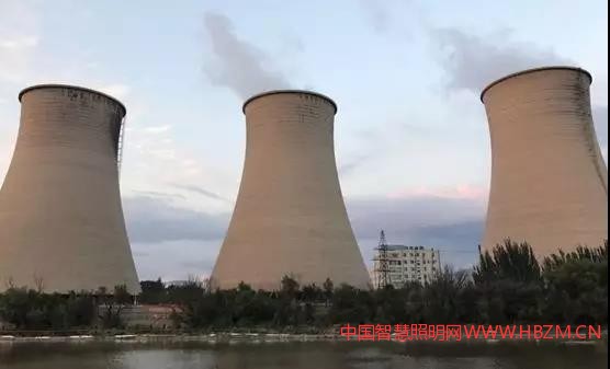 张家口“世界唯一高塔投影秀---中国智慧照明网
