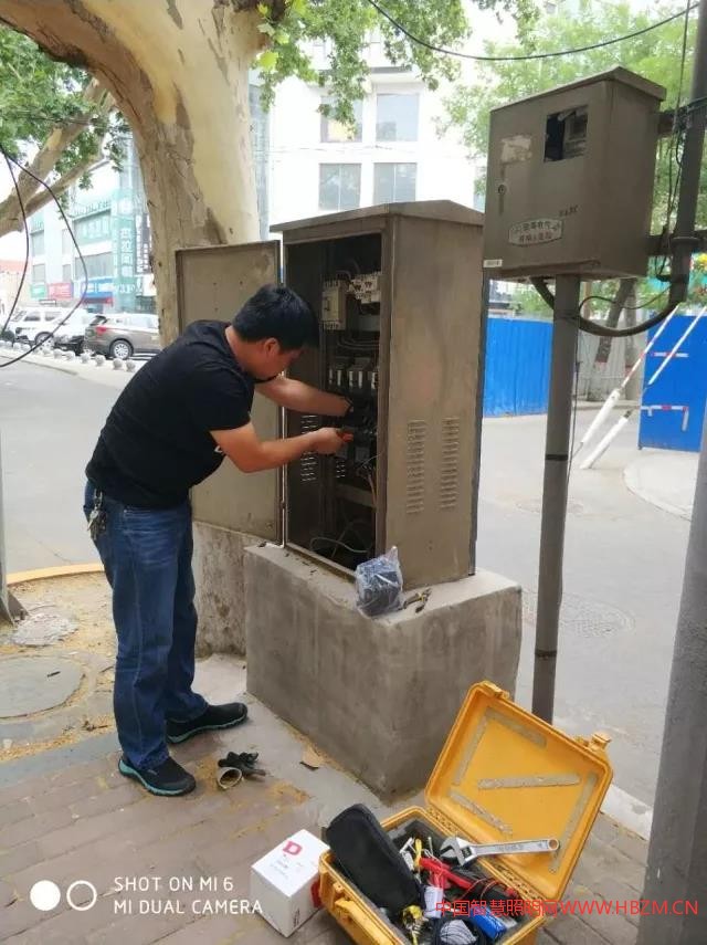 路灯维修---中国智慧照明网
