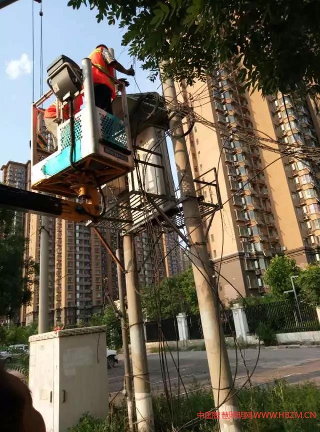 路灯维修---中国智慧照明网