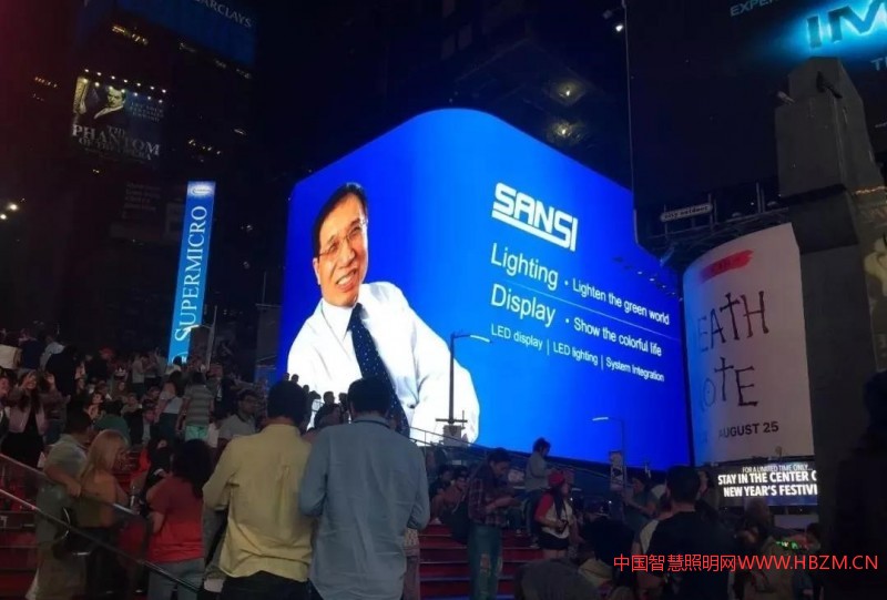 弧形转角屏“整屏无缝衔接”的技术难关