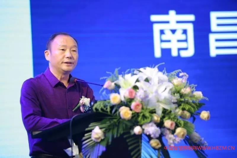高新区管委会副主任杨墉富