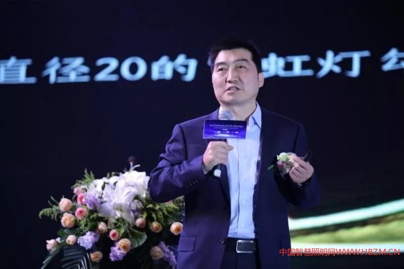 江西省景观照明专业委员主任、中业集团董事长张静中