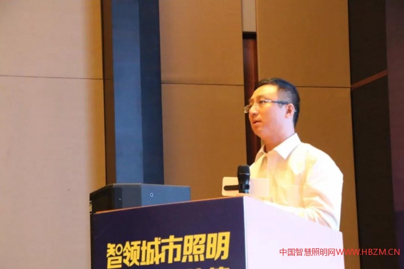 无锡市照明管理处副处长/高级工程师王晓东
