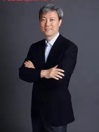荣浩磊 北京清控人居光电研究院有限公司 院长